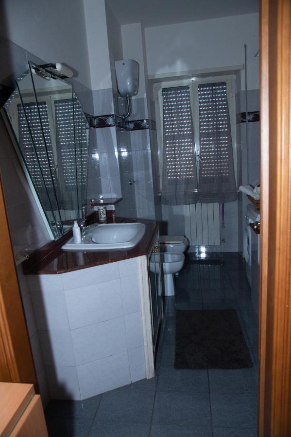 Panta Rei Apartment Mentana Екстериор снимка