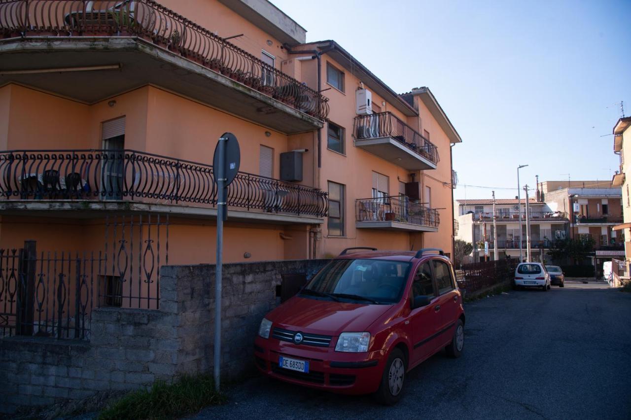 Panta Rei Apartment Mentana Екстериор снимка